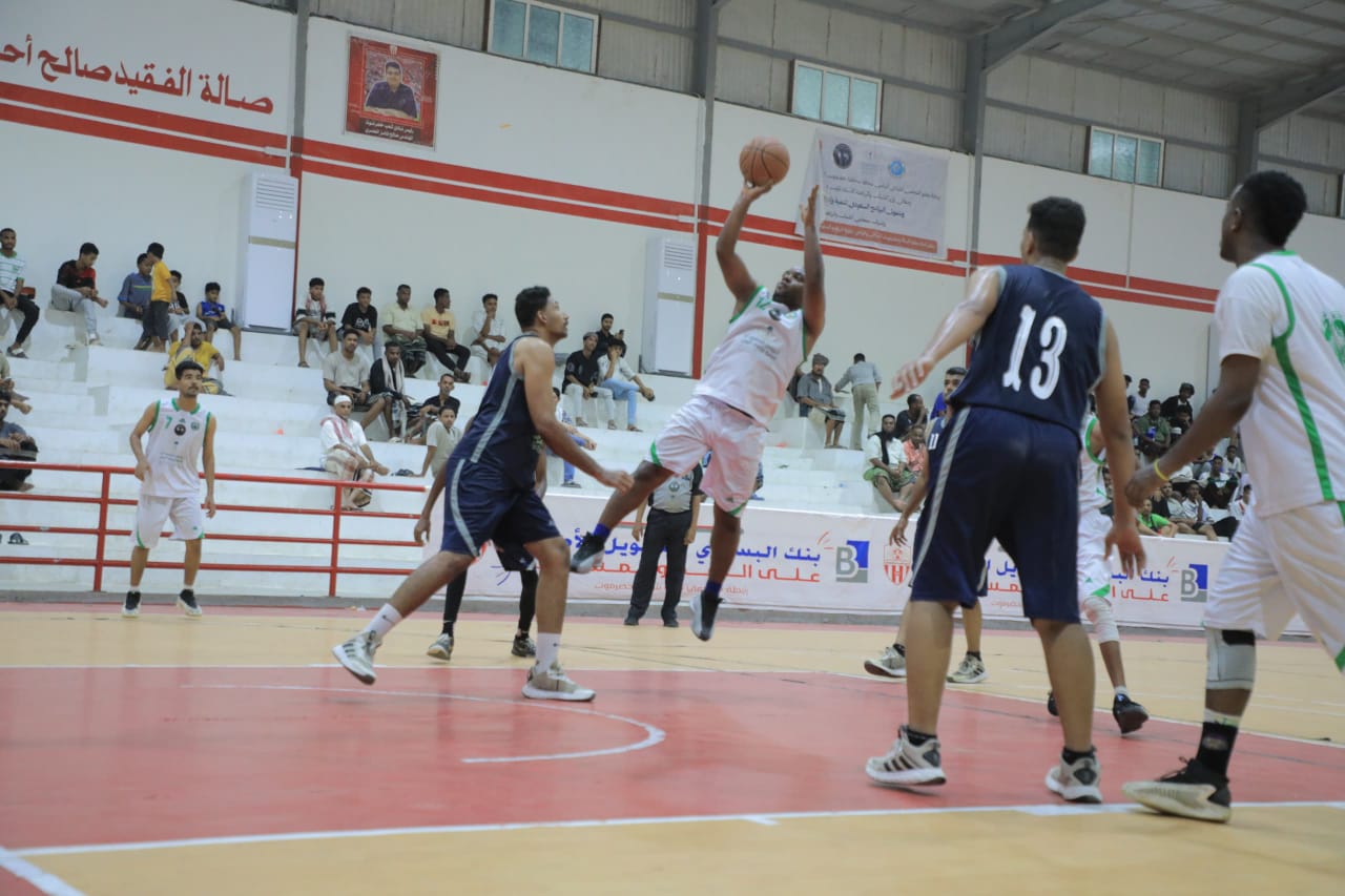 سمعون يخطف فوزاً دراماتيكياً من النخبة وتضامن حضرموت يتجاوز المكلا في بطولة البرنامج السعودي لتنمية وإعمار اليمن لكرة السلة