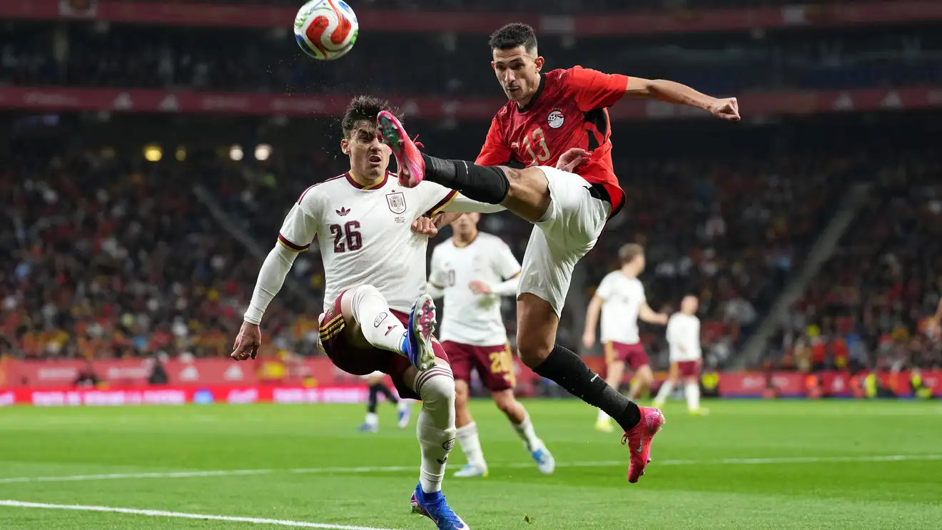 إسبانيا مهددة بعقوبات بسبب الهتافات المعادية للإسلام أمام مصر