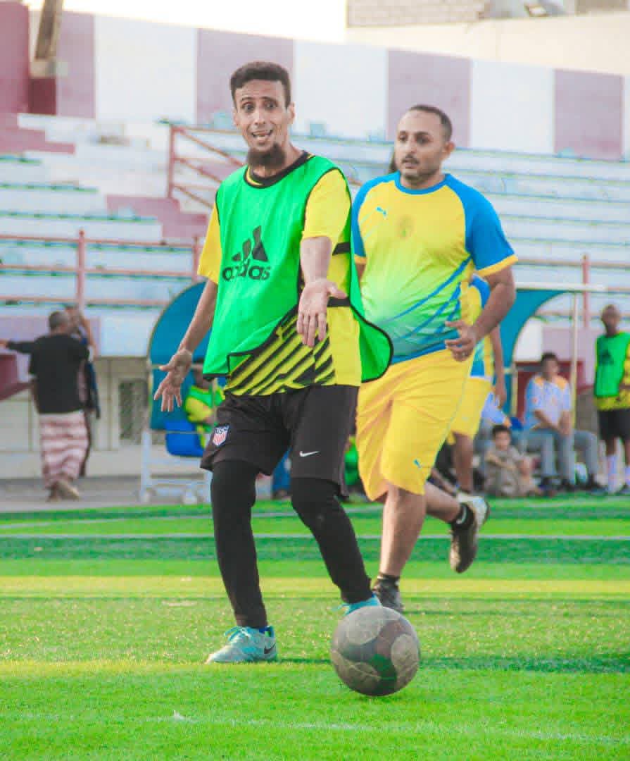 فيما كرمت اللجنة المنظمة فرق المجموعة..مصافي عدن يرافق البريد للدور الثاني في بطولة كأس عدن للشركات والمؤسسات