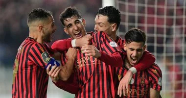 اتحاد العاصمة يهزم بلوزداد ويتوج بكأس الجزائر
