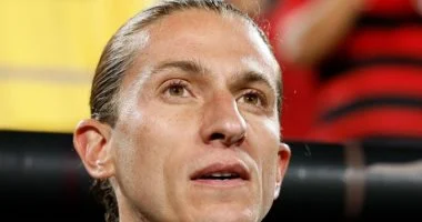 فلامنجو البرازيلى يطيح بمدربه رغم اكتساح مادوريرا 8-0