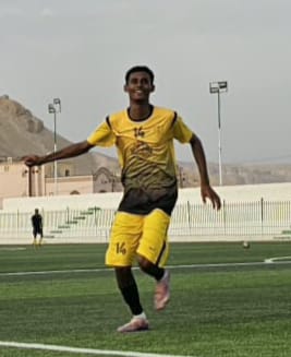 المنتقل حديثاً من نادي نهضة الريدة المهاجم عبدالكريم الصانع يواصل التألق مع قادسية ساه ويؤكد حضوره الهجومي المميز