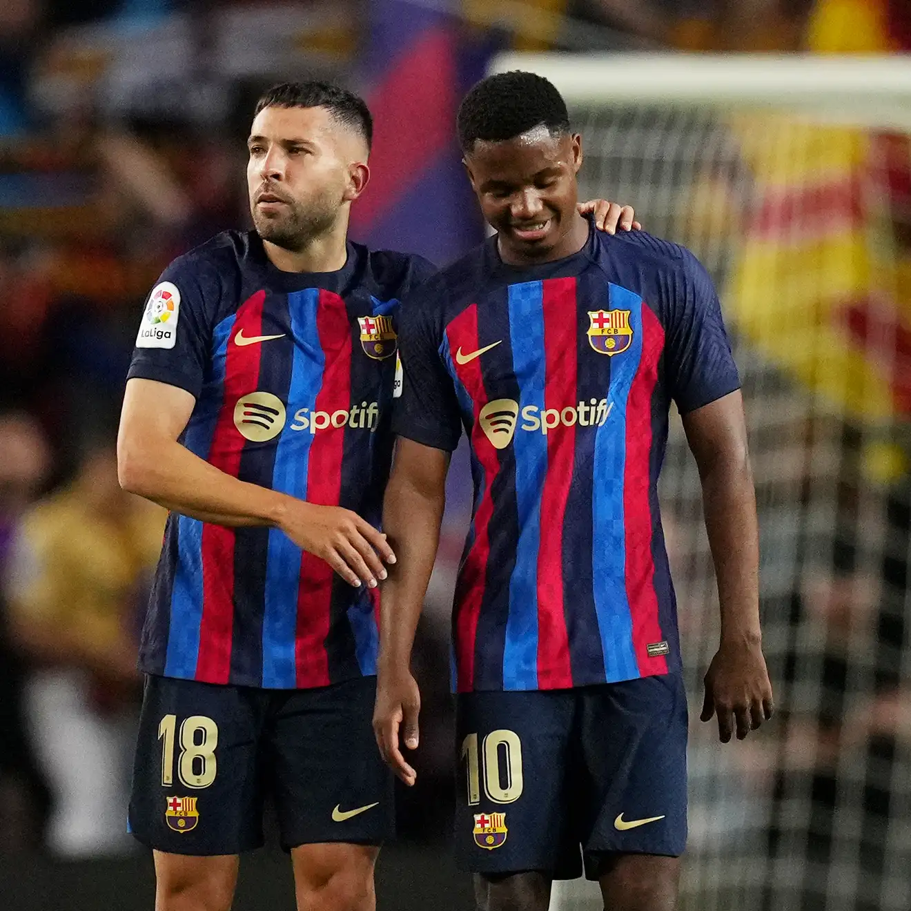 نجم برشلونة السابق يحذر: ريال مدريد قادم بحقد.. ومورينيو عاد