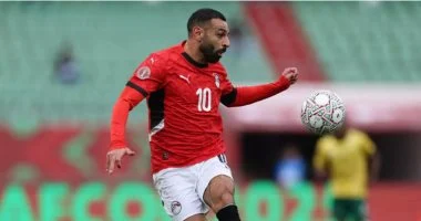 صحيفة إنجليزية تكشف موعد عودة محمد صلاح للملاعب بعد الإصابة