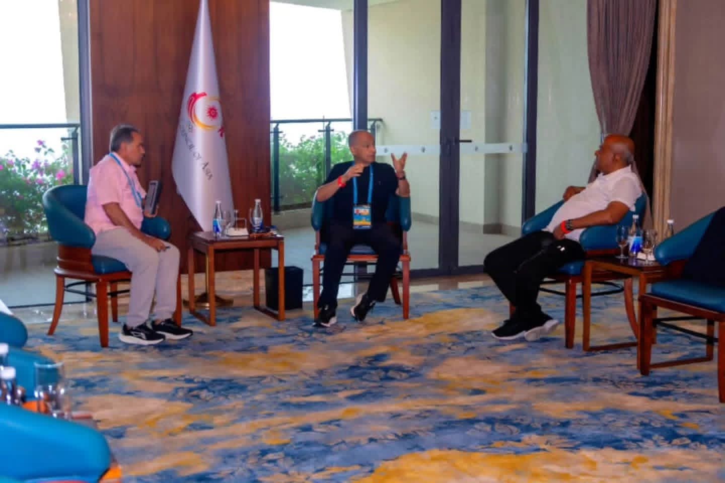 مناقشة أنشطة اللجنة الأولمبية اليمنية مع مدير عام المجلس الاولمبي الآسيوي  والمشاركات المقبلة .