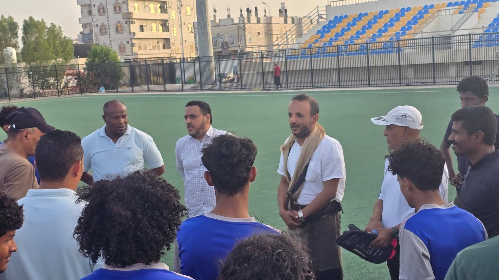 اليوسفي يقف على استعدادات السد لمواجهة اهلي صنعاء في دوري الدرجة الاولى  .