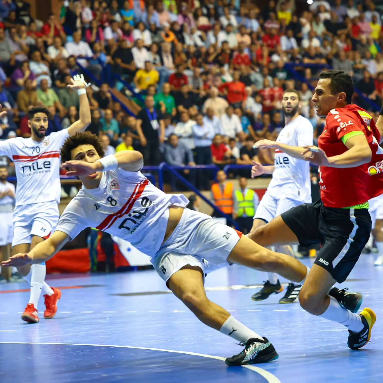 كيف قضى ليلته الأخيرة؟.. فاجعة مصرية بوفاة لاعب كرة يد بشكل مفاجئ