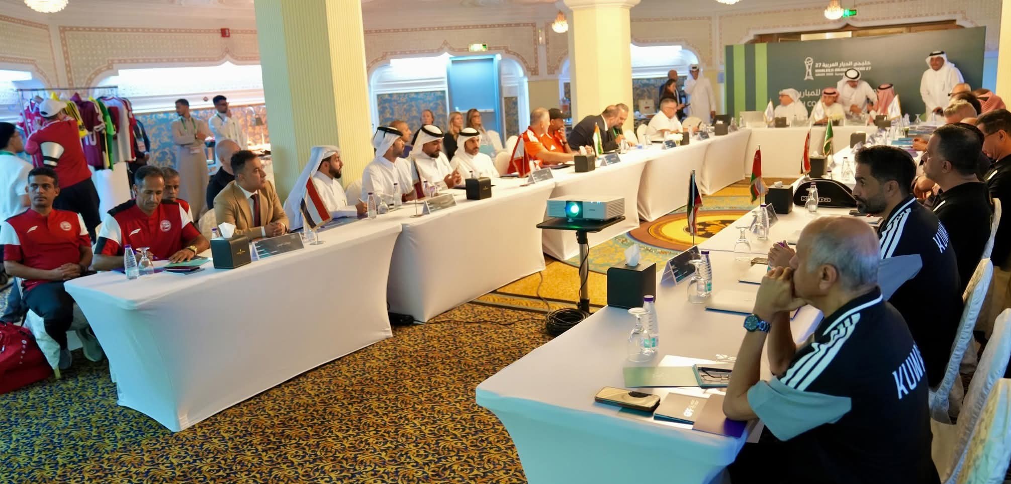 منتخبنا يلعب بالأحمر أمام الامارات وقطر .. وبالأبيض في مواجهة البحرين...انعقاد الاجتماع الفني التحضيري لبطولة خليجي 27 بجدة