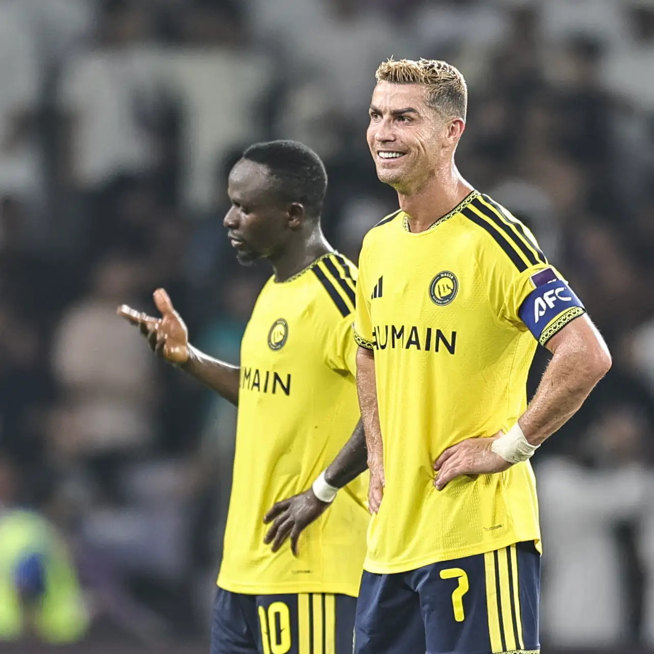 عبدالغني يفجرها: رونالدو هو سبب صفقة النصر الكارثية!