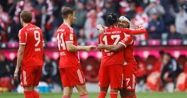 بايرن ميونخ على بُعد نقطة من حسم لقب الدوري الألماني