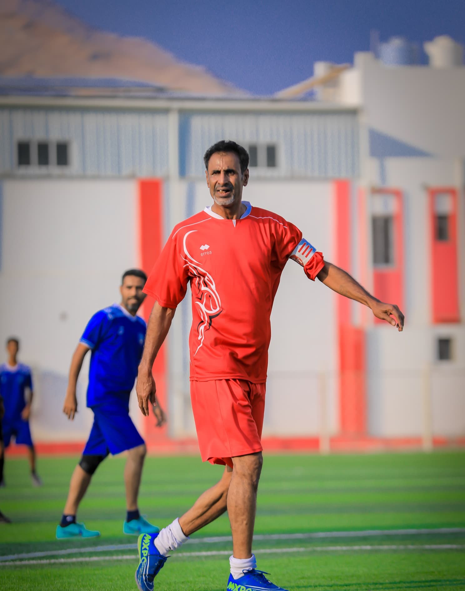 عاد "قاهر الصين" ليعيد الروح للمستطيل الأخضر