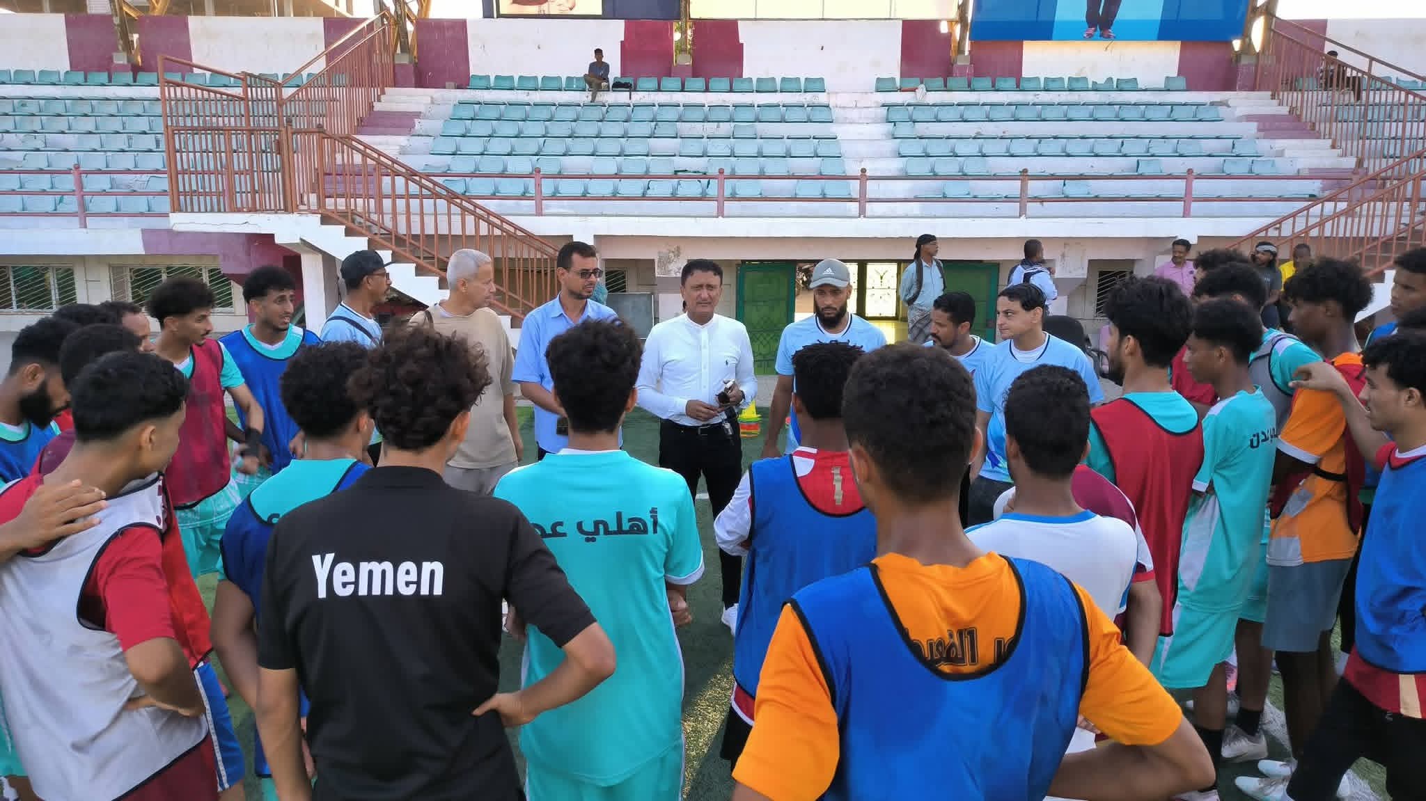 الشاذلي يرفع معنويات "أهلي عدن" قبيل انطلاق مشواره في كأس الجمهورية