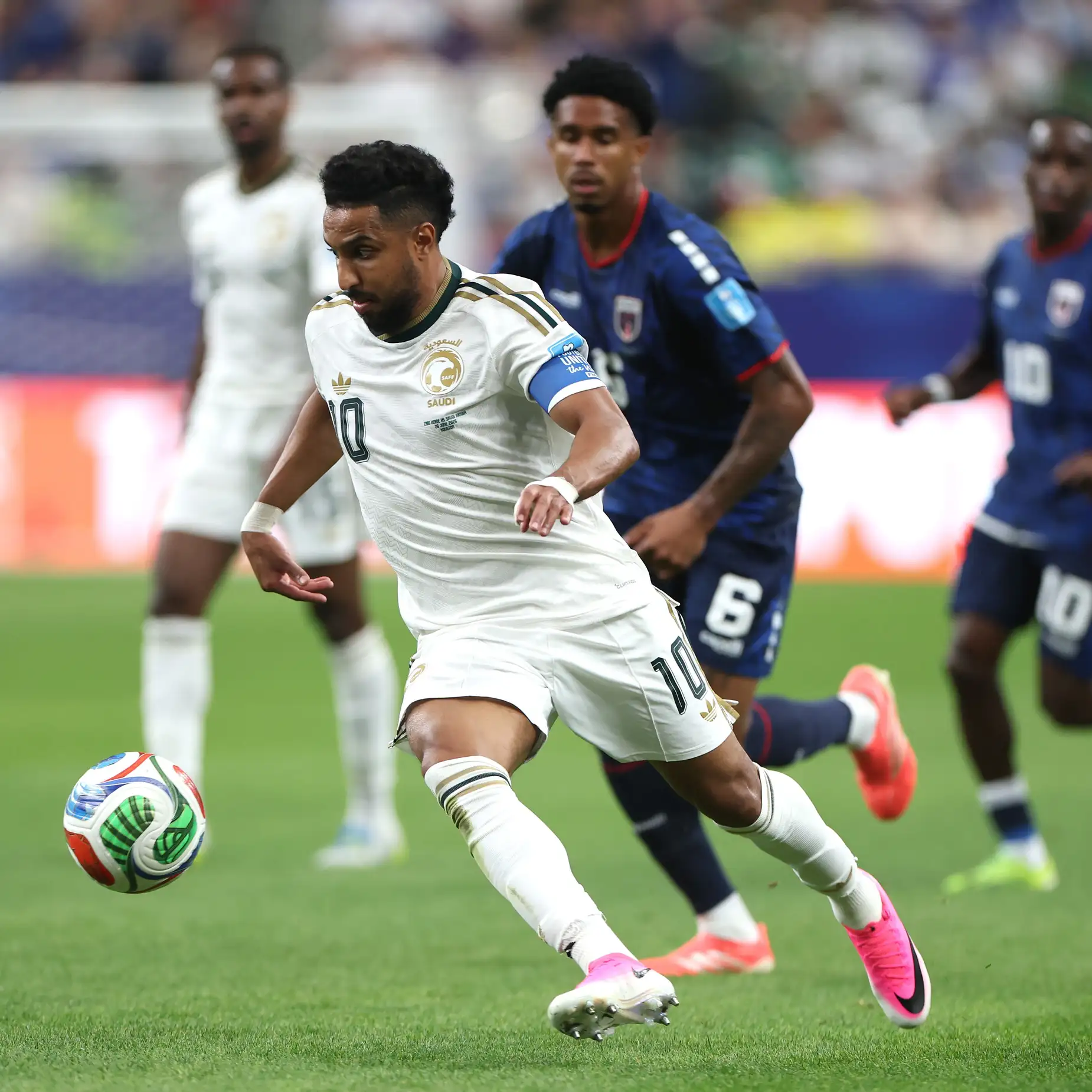 بعد 6 أسابيع.. الهلال يستعيد سالم الدوسري