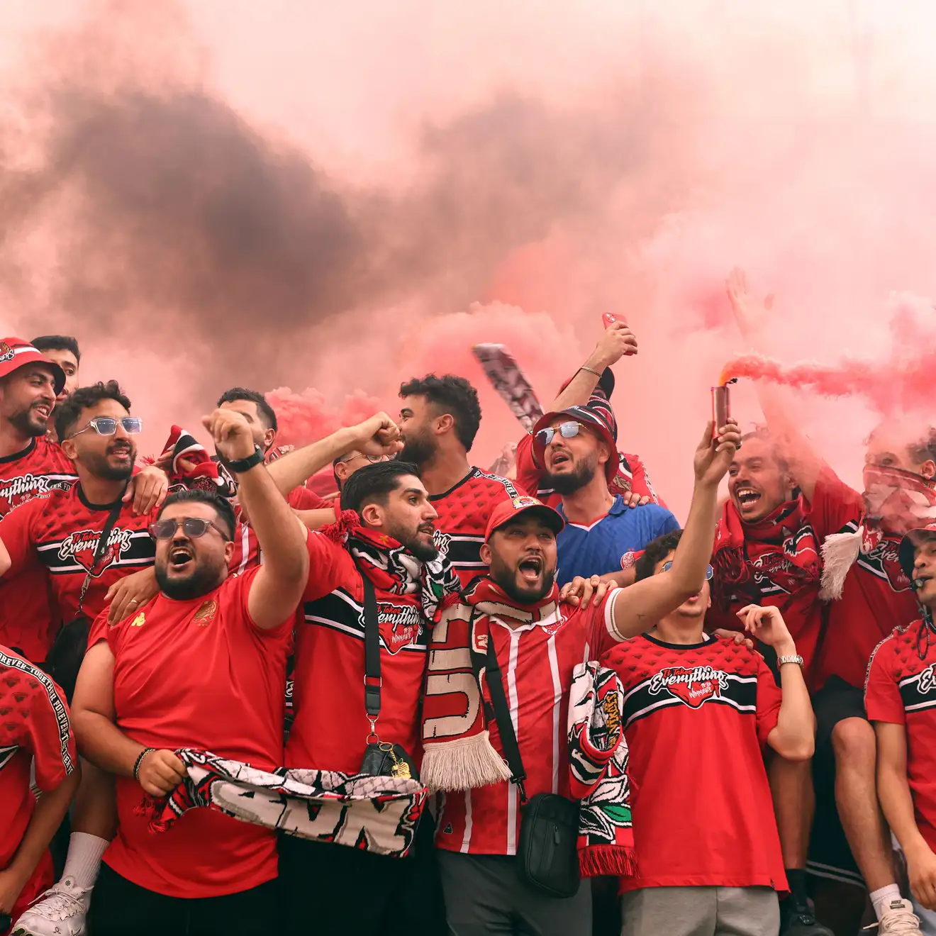 لغز الميركاتو المغربي.. لماذا تنتظر الأندية فرمان الفيفا؟