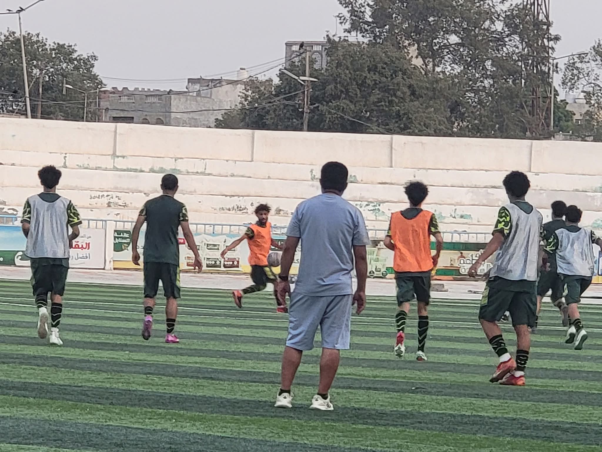 شعب إب يبدأ معسكره التدريبي بالحديدة استعدادا لدوري الدرجة الثانية