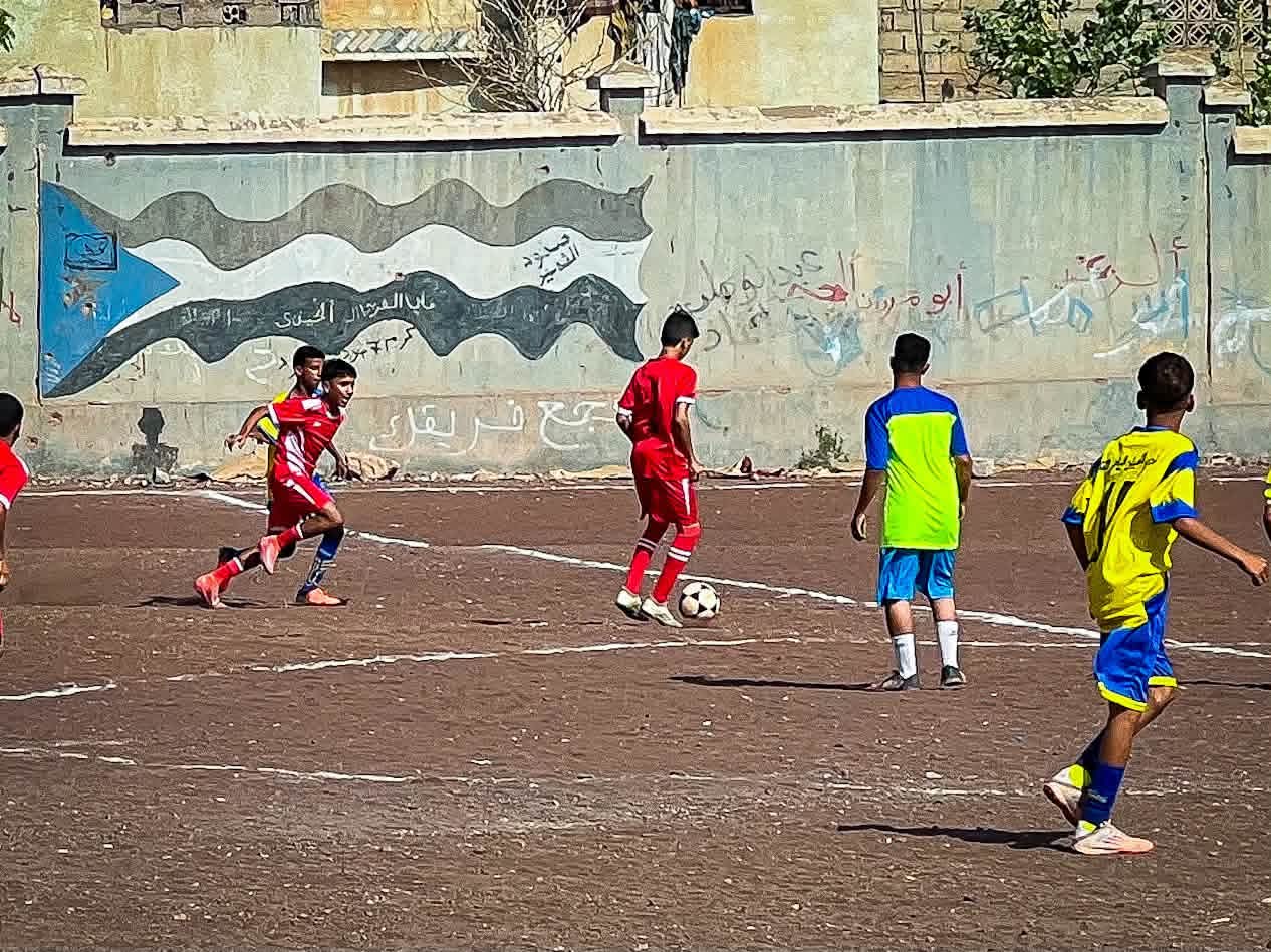 ناشئو التلال أبطال كأس 14 أكتوبر