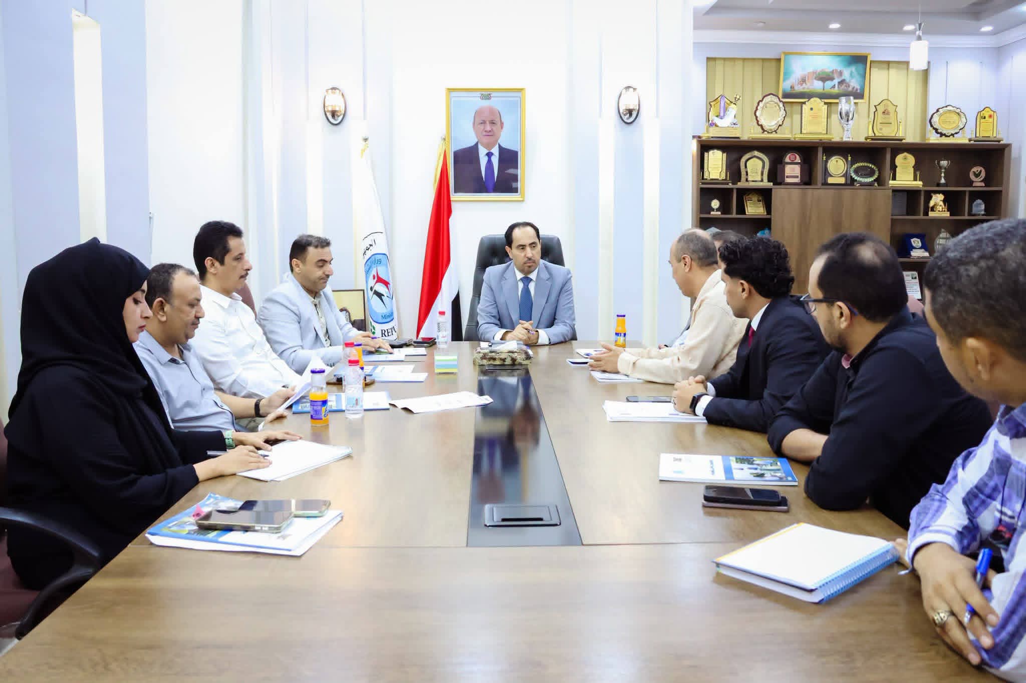 البكري يلتقي رؤساء فرق العمل في مجموعة العمل الشبابي