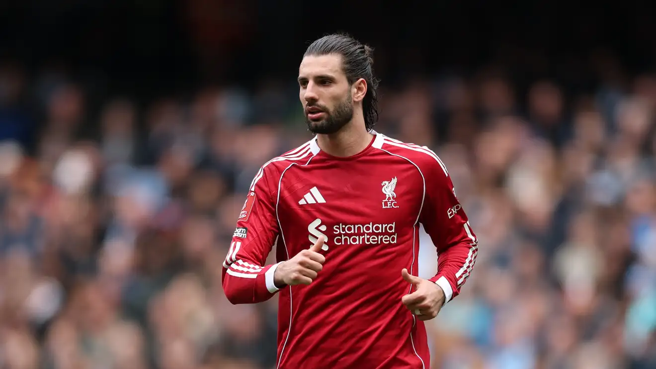 مغرور ومتعجرف.. جماهير ليفربول تنقلب على سوبوسلاي