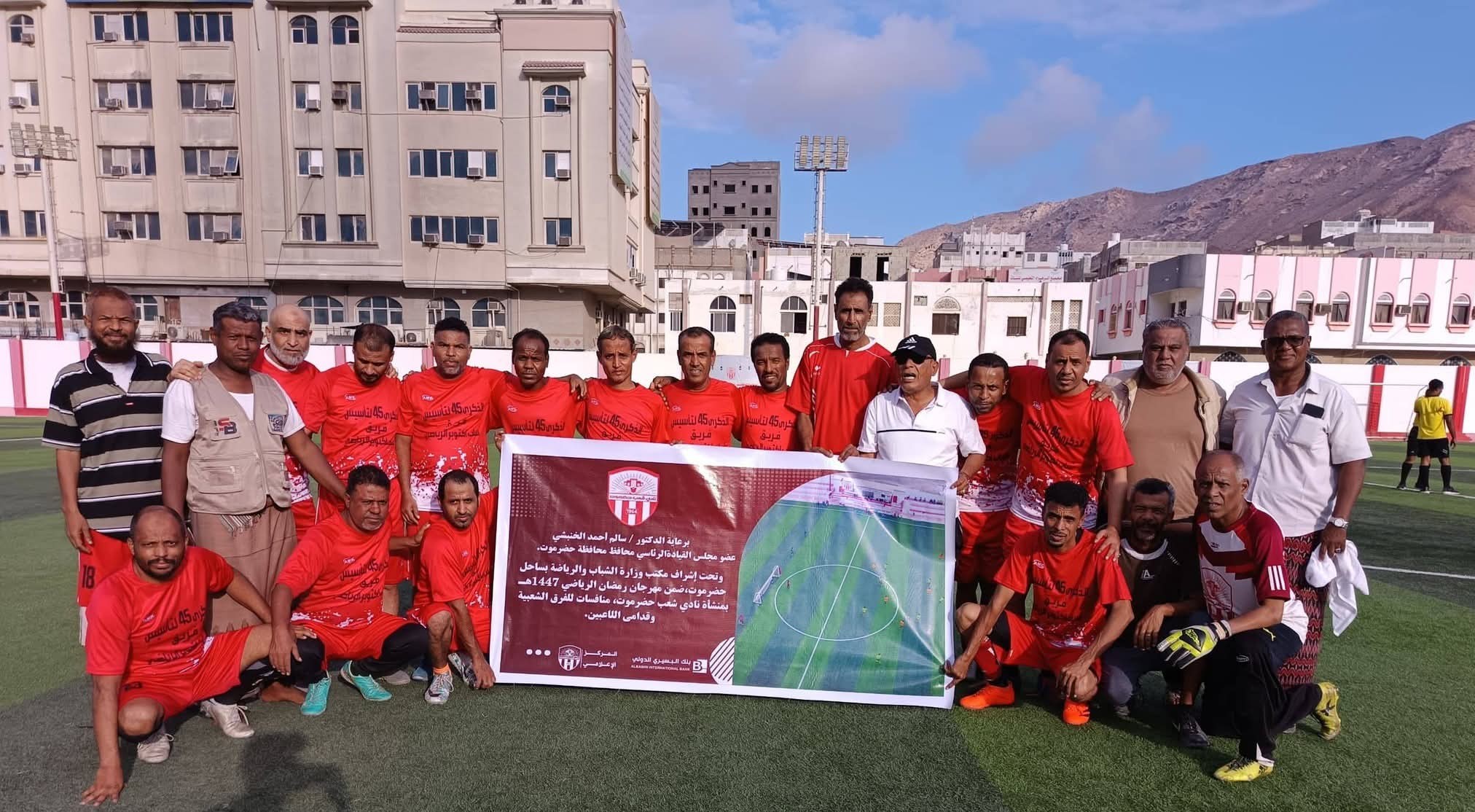 شباب أكتوبر أول الواصلين للدور الثاني من بطولة كرة القدم لقدامى اللاعبين بعد تغلبه على شعلة بديري بهدفين نظيفين