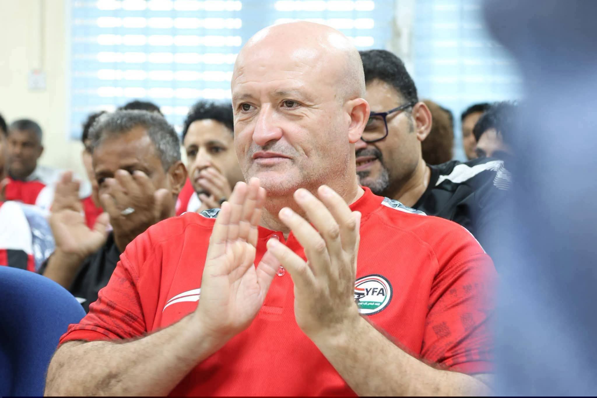 منتخبنا الوطني الأول لكرة القدم اول الواصلين فهل يكون اول المغادرين ؟!