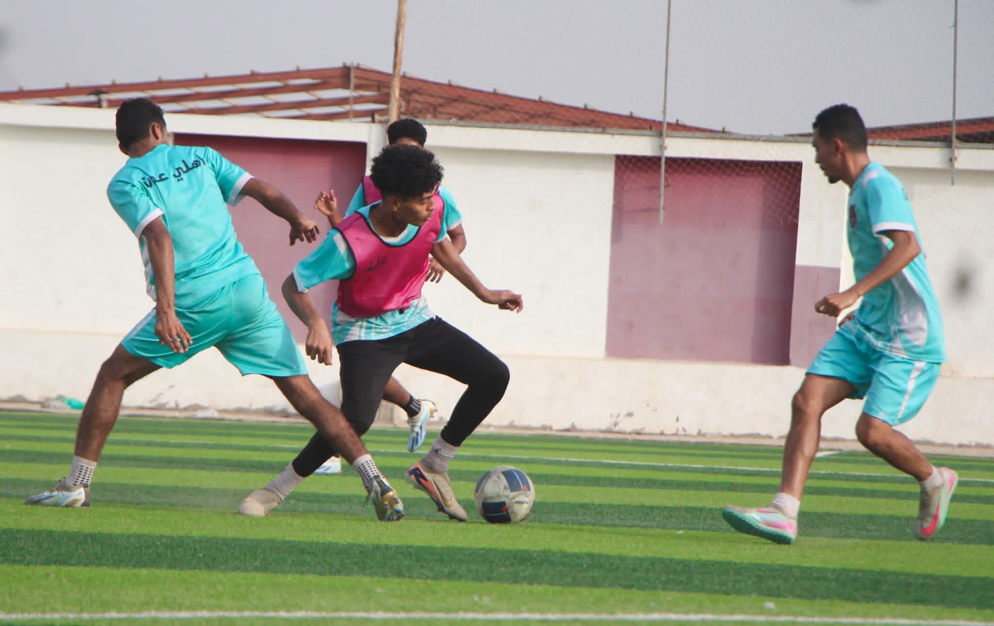 أهلي عدن يكثف تحضيراته لمواجهة فحمان في كأس الجمهورية