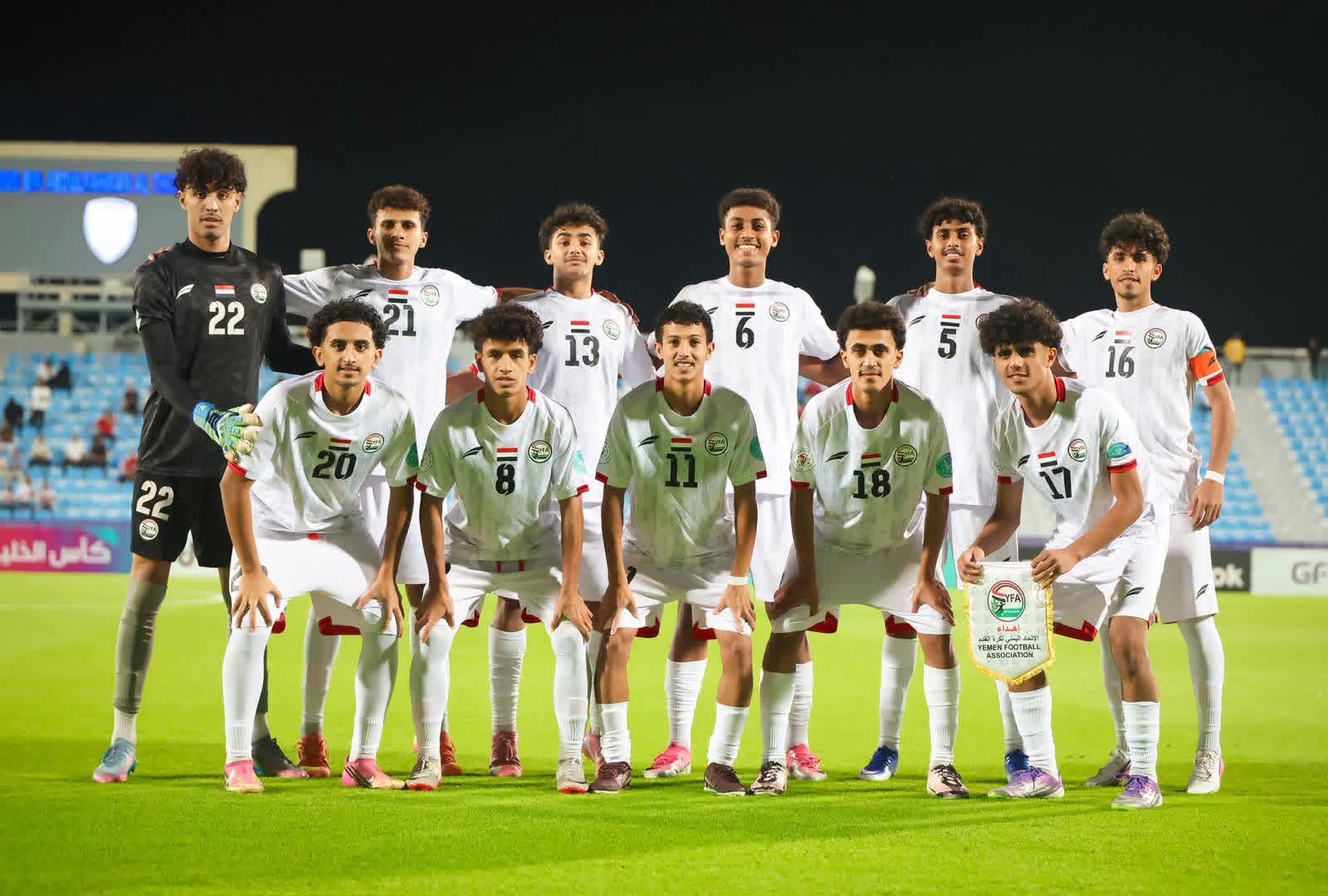 هل نحن بحاجة لهذا التزوير من أجل إنجاز وهمي .... 9 لاعبين في منتخب الناشئين لكرة القدم لعبو في بطولات سابقة ؟!