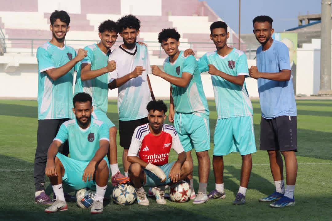بحماس وهمة عالية.. أهلي عدن ينهي تحضيراته لمواجهة "خنفر أبين" في كأس الجمهورية