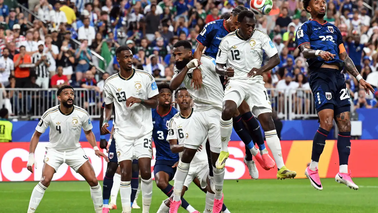 نهاية الحلم.. السعودية تودع كأس العالم على يد الرأس الأخضر