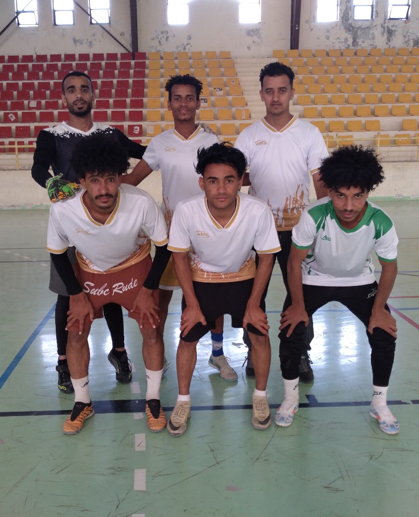 الحالمي  يفوز بصعوبة بالغة على  الرضوان .في البطولة الكروية  لجامعة تعز فرع الحيوان