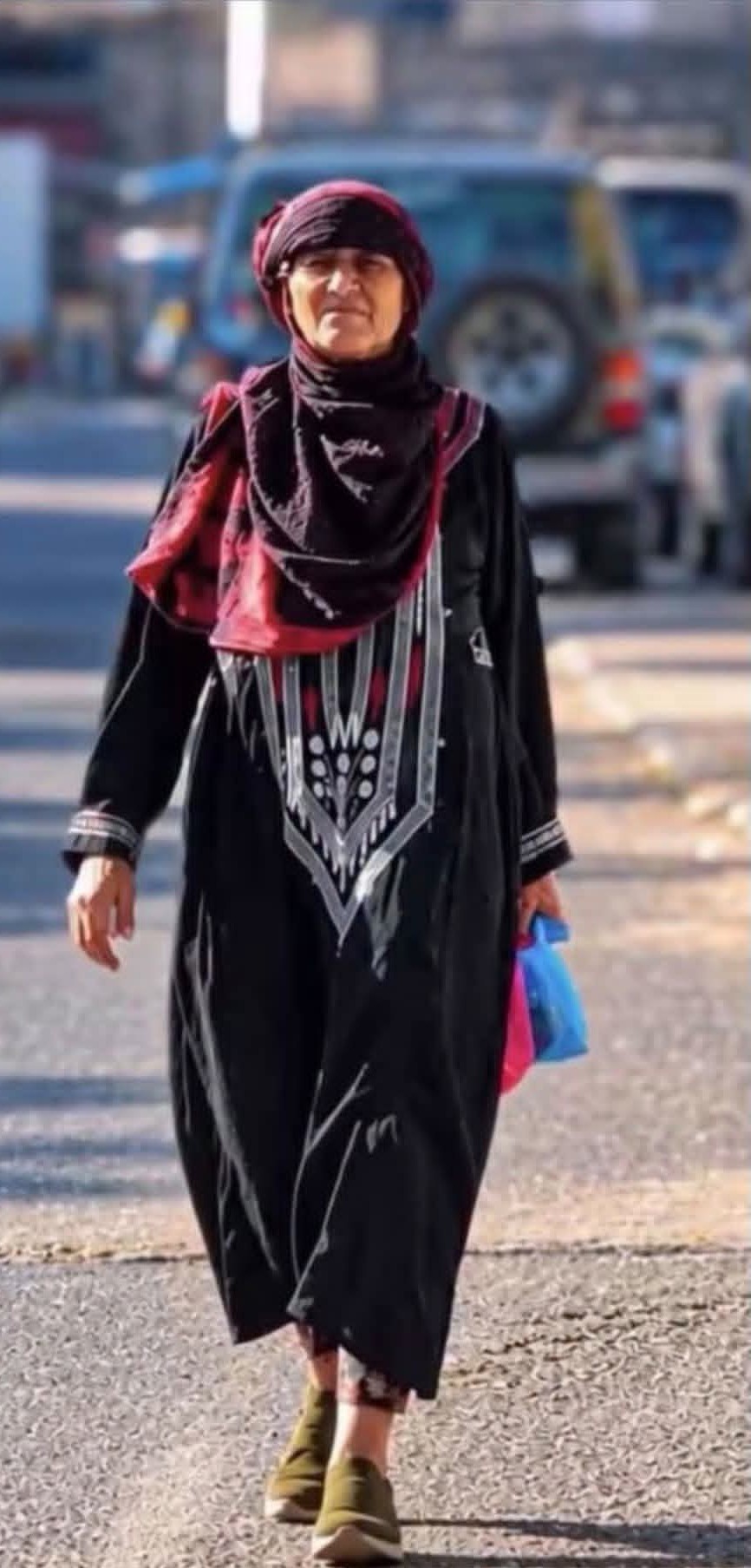 صبر الشجاعة والبطولة والصمود .