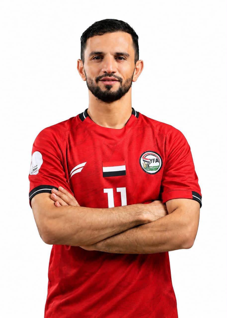 المطري قائد المنتخب الوطني يصل إلى جدة للمشاركة في خليجي 27